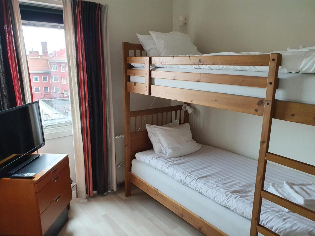 Saga Hotell Borlänge Esterno foto